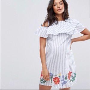 Floral maternity dress